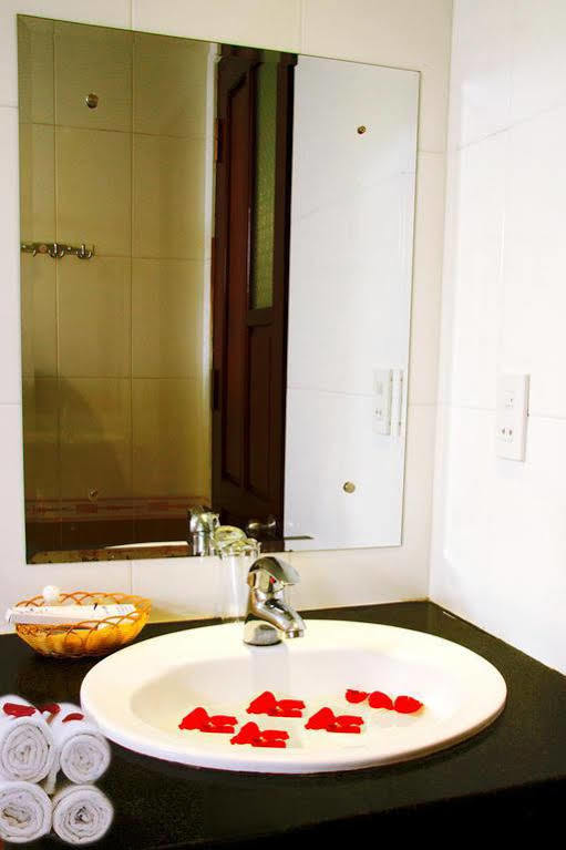 Bach Duong Hotel Nha Trang Bagian luar foto